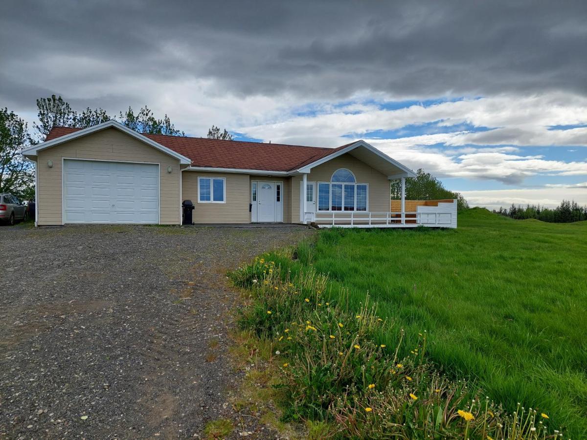 Iceland Inn Lodge, Entire Place With Hot Tub. Selfoss Ngoại thất bức ảnh